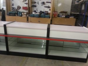 Bespoke-Electronics-and-Gifts-Display-Counter