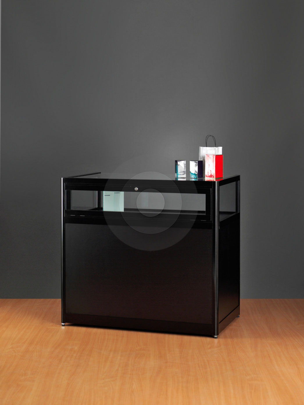 Dustproof Display Cabinets | Dust Proof Showcases