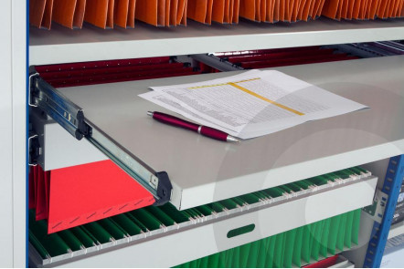 Expo 4 roll out reference shelf